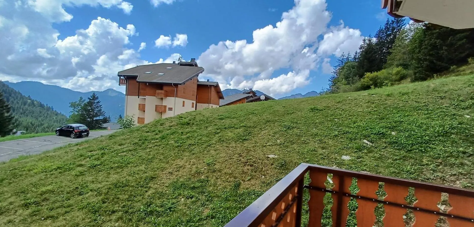 Charmant F2 Avec Terrasse, Un Coin De Paradis Esprit Montagnard Le Biot