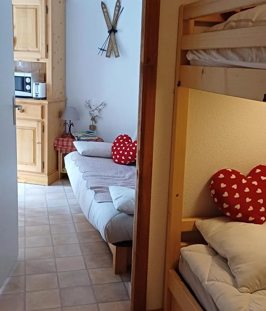 Charmant F2 Avec Terrasse, Un Coin De Paradis Esprit Montagnard Le Biot 0*,  Frankreich